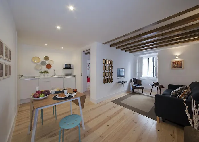 Apartment Light Green Apartments - Downtown Lisbon