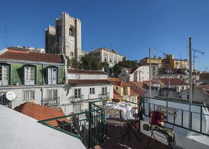Light Green Apartments - Downtown Lisbon
