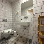 Light Green Apartments - Downtown Lisbon Apartment *
