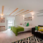 Light Green Apartments - Downtown Lisbon Apartment