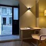 Light Green Apartments - Downtown Lisbon Apartment *